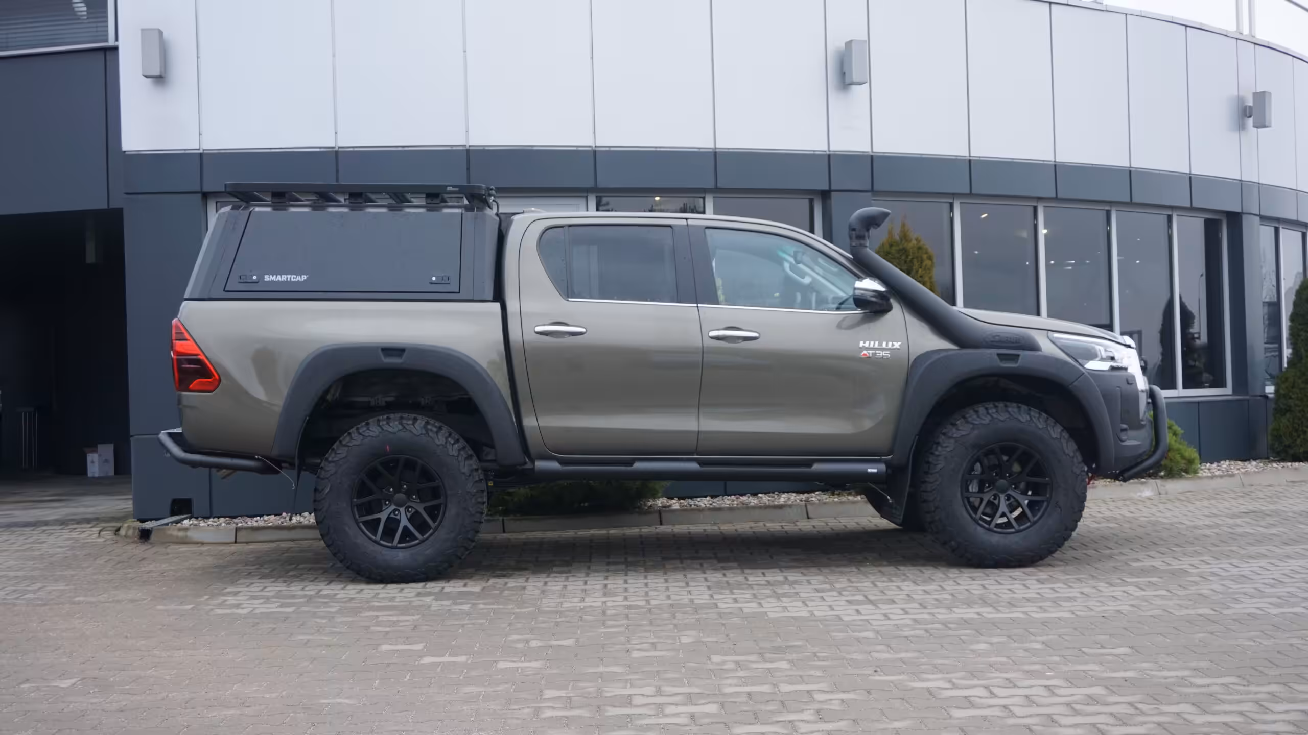 Zabudowa RSI Smartcap EVOa Adventure EA1304-MB - Toyota Hilux (2015 -) - obrazek 11