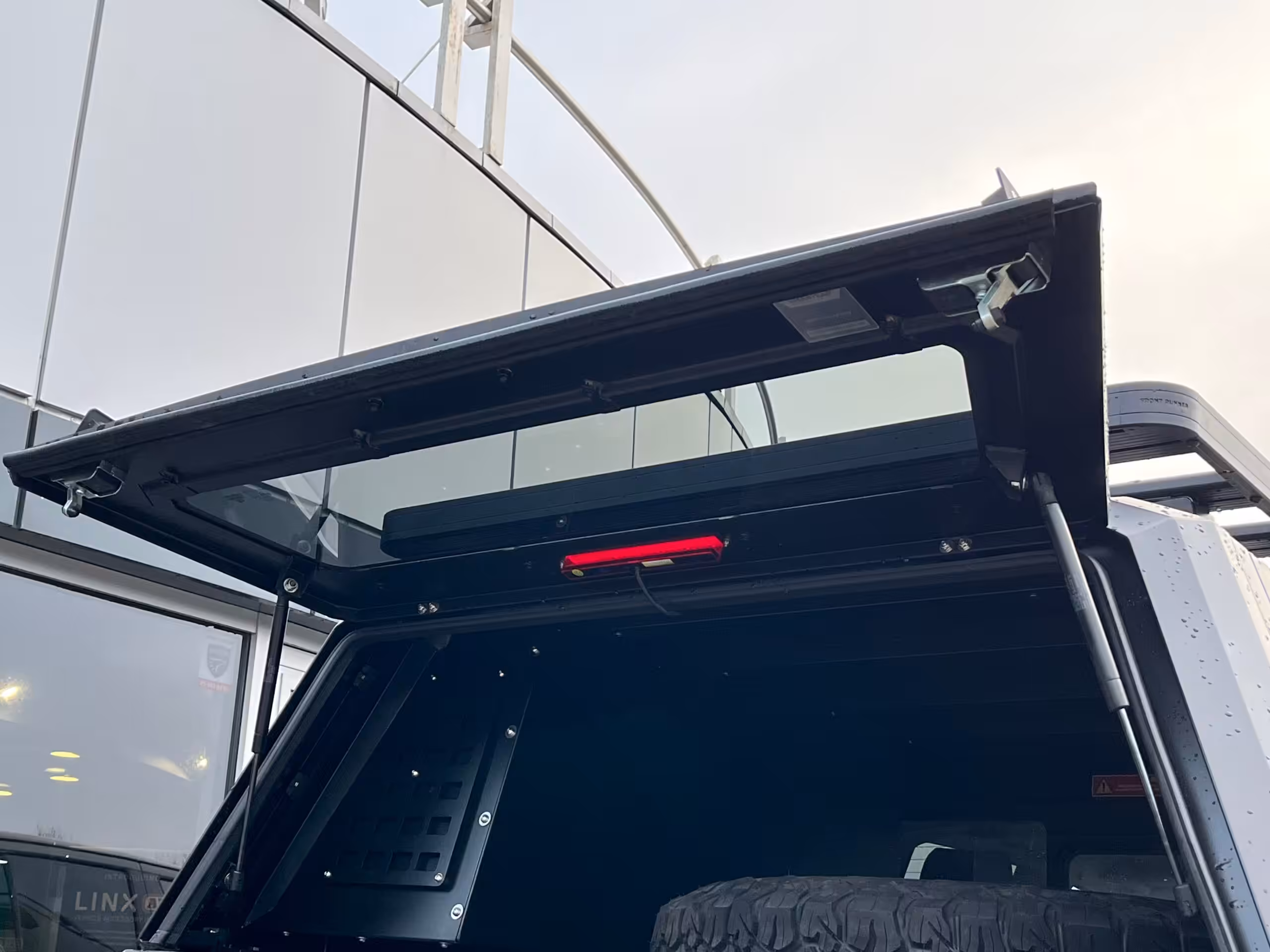 Zabudowa RSI Smartcap EVOa Adventure EA1304-MB - Toyota Hilux (2015 -) - obrazek 13