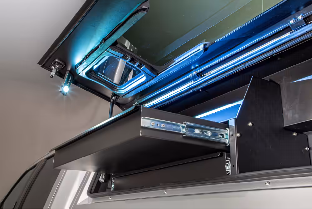 Latarka LED z magnesem SA1101 - RSI Smartcap - obrazek 2