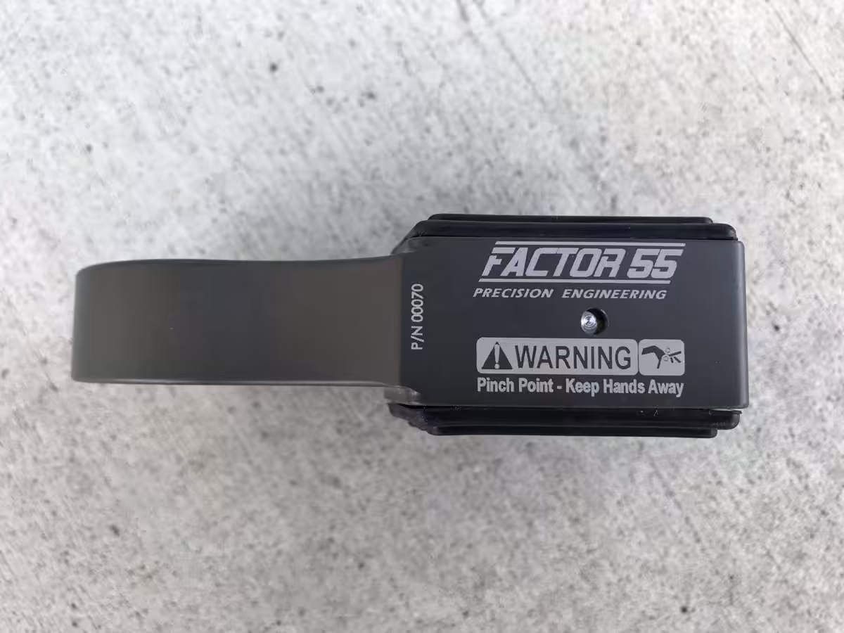 Flatlink XTV (ATV, UTV) uchwyt szeklowy liny wyciągarki 3 punktowy Factor55 00070-04 - czarny - obrazek 3